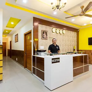 Hostel The, Agra (Uttar Pradesh)